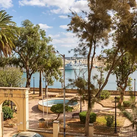 Jardin Du Port -hosted By Sweetstay * Il-Furjana